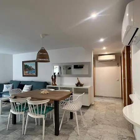 Primera Linea De Mar Con Jardin Salou